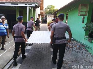 Polisi Prioritaskan Perbaikan Rumah Warga yang Rusak Polisi Prioritaskan Perbaikan Rumah Warga yang Rusak