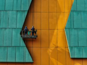 Petugas pembersih gedung