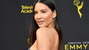 Olivia Munn, Penggemar Agnez Mo yang Kini Sedang Berbadan Dua