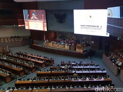 Tok! DPR Sahkan Usia Minimum Perkawinan Jadi 19 Tahun