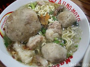 10 Rekomendasi Bakso Enak di Jakarta, Rasanya Best dan Ada yang Legendaris! 10 Rekomendasi Bakso Enak di Jakarta, Rasanya Best dan Ada yang Legendaris!