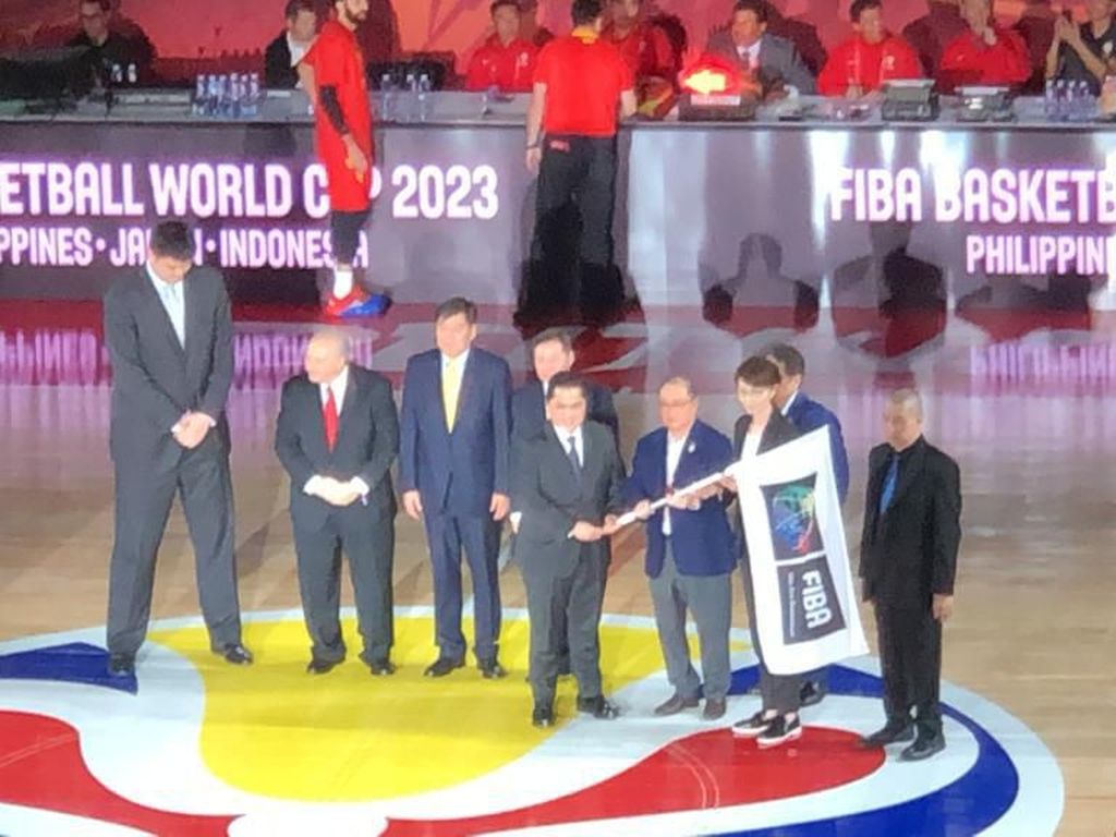 Indonesia Terima Estafet Piala Dunia Basket 2023 di Beijing Indonesia Terima Estafet Piala Dunia Basket 2023 di Beijing