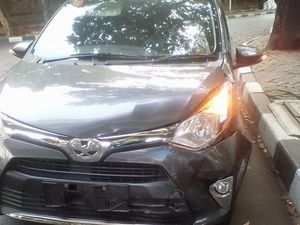 Mobil yang Ditemploki Polisi Berhenti Usai Tabrak Mobil Lain