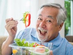 Bagaimana Memenuhi Nutrisi Bagi Orang yang Sudah Berumur?