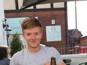 Pesepakbola Muda Ini Tewas Bunuh Diri Setelah Putus Cinta