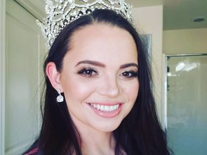 Potret Ratu Kecantikan yang Gelarnya Dicopot karena Jadi Pendukung Trump