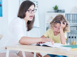 Survei Kemdikbud: Siswa Sulit Pahami Pelajaran Saat Belajar Jarak Jauh