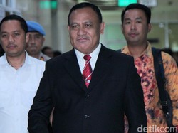 Dapat Promosi, Ketua KPK Terpilih Firli Bahuri Sandang 3 Bintang di Bahu