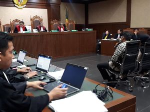 Bowo Sidik Akui Dapat Duit dari PT HTK: Rp 1 Miliar untuk Dapil Bowo Sidik Akui Dapat Duit dari PT HTK: Rp 1 Miliar untuk Dapil