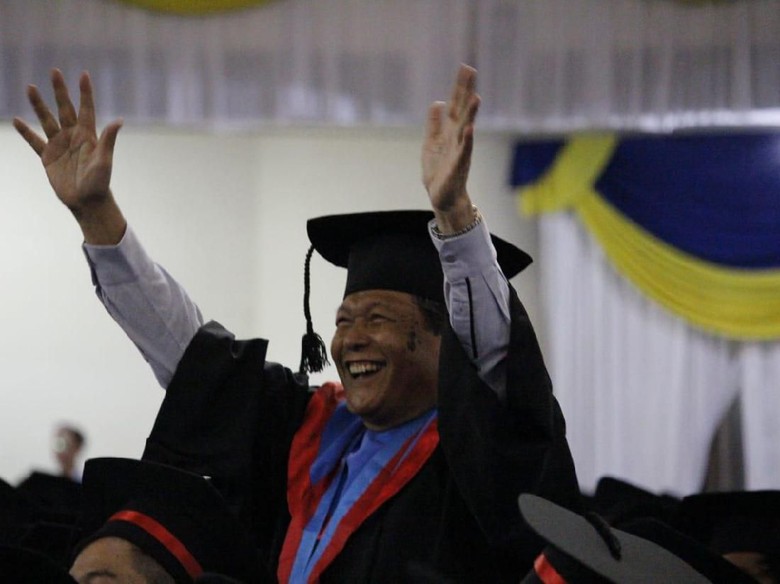 Wisuda Ke-120 ITS Surabaya, Wisudawan Tertua Berusia 71 Tahun