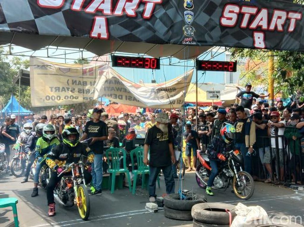 Tekan Balap Liar, Drag Bike Digeber di Probolinggo Tekan Balap Liar, Drag Bike Digeber di Probolinggo