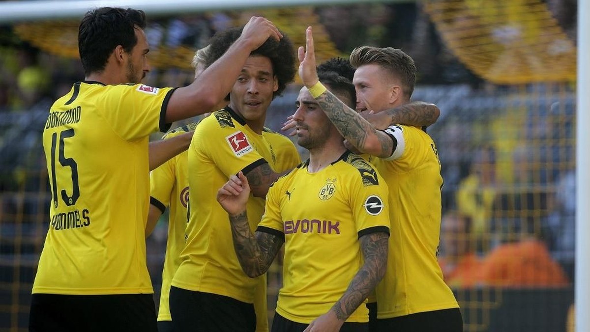 Borussia Dortmund percaya diri bisa mengalahkan Barcelona di kandang sendiri. (Foto: Hasan Bratic / AFP)