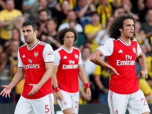 Arsenal yang Hobi Bikin Kesalahan Sendiri Arsenal yang Hobi Bikin Kesalahan Sendiri