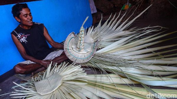 Menganyam Daun Lontar, Memperkaya Nusantara