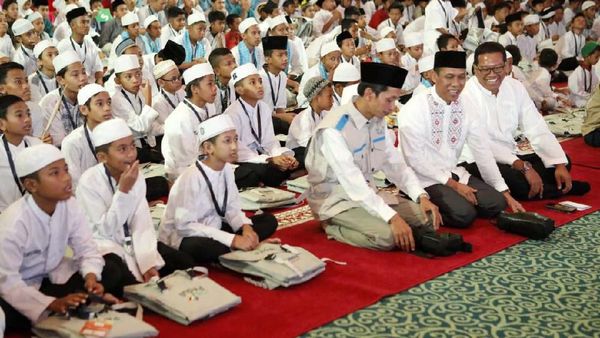 Maknai Bulan Muharram, PLN Santuni 560 Anak Yatim Dhuafa