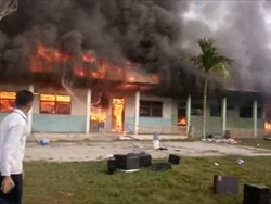 Dipicu Api dari Tempat Sampah, Ruang Madrasah di Sulbar Ludes Terbakar