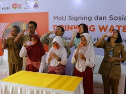 2.805 Siswa di Lebak Banten Terima Bantuan Air Bersih