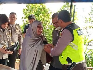 Akui Salah, Tavipuddin Minta Maaf ke Bripka Eka Setiawan Sambil Menangis Akui Salah, Tavipuddin Minta Maaf ke Bripka Eka Setiawan Sambil Menangis