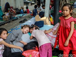 Pencari Suaka Kembali Ke Kebon Sirih, Pemprov Minta UNHCR Tegas