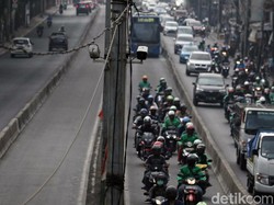 Kebanyakan Motor di Jalan? Pemerintah Gagal Sediakan Transportasi Publik, Sih