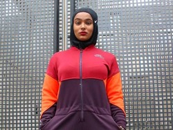 Pelatih Fitness Ini Jadi Model Nike Berhijab Pertama di Inggris
