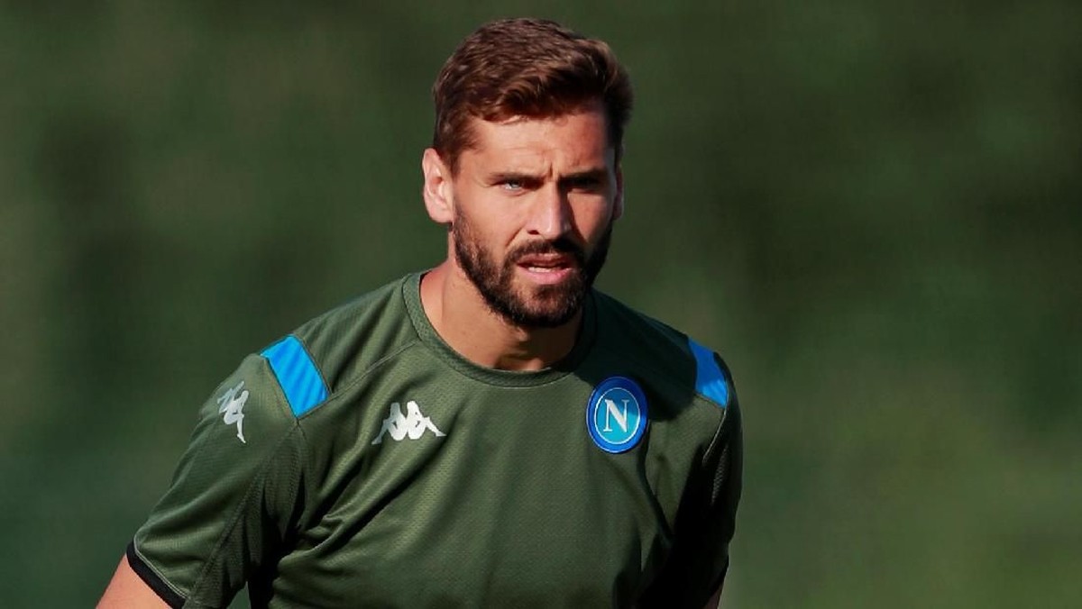 Fernando Llorente mengusung misi balas dendam di laga Napoli vs Liverpool (Foto: Andrew Couldridge/Action Images via Reuters)