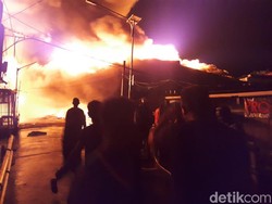 Ratusan Rumah di Asmat Papua Hangus Terbakar