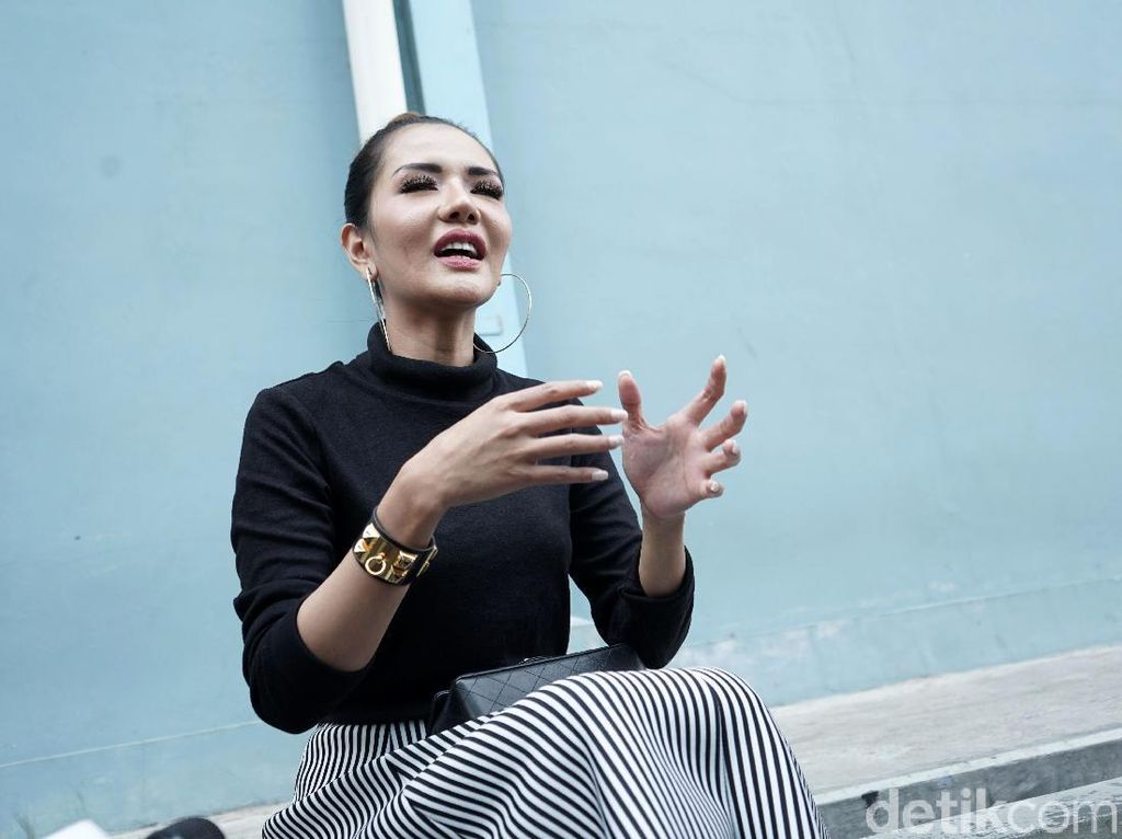 Buka Aib Vicky Prasetyo, Anggia Chan Dapat Ancaman Buka Aib Vicky Prasetyo, Anggia Chan Dapat Ancaman