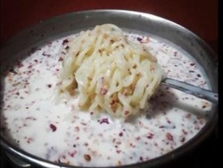 Terpopuler Sepekan : Kangkung Dianggap Gulma hingga Penistaan Mie Instan