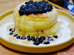 Pan & Co. : Antre Demi Lembut Fluffy Pancake Jepang Topping Boba Pan & Co. : Antre Demi Lembut Fluffy Pancake Jepang Topping Boba