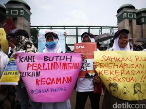 Aksi Dukung RUU P-KS di Tengah Polemik UU KPK