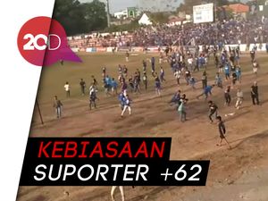 Laga Persiku Kudus Vs Persijap Dihentikan Gegara Suporter Ricuh
