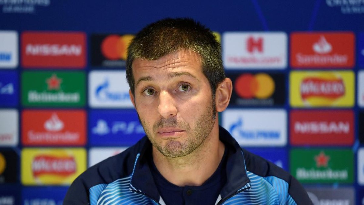 Pelatih Valencia Albert Celades. (Foto: Tony OBrien/REUTERS)