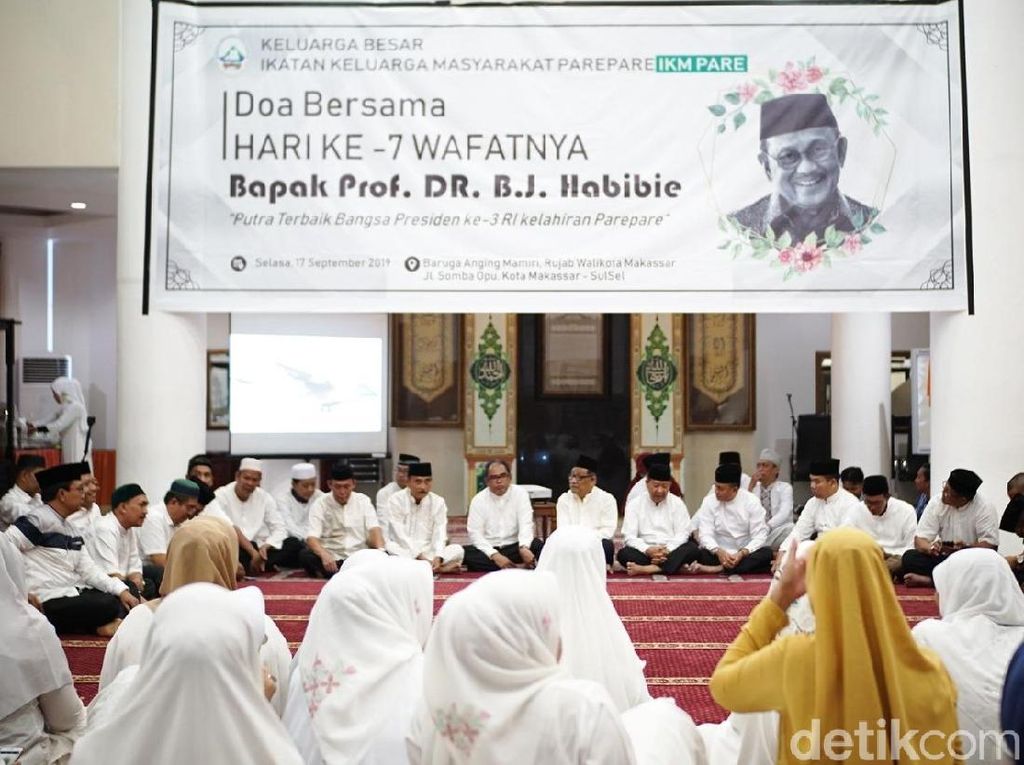 IKM Parepare Gelar Yasinan 7 Hari Wafatnya BJ Habibie di Makassar