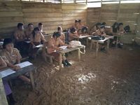 Tolong! SMA N 3 Huruna di Nias Rusak Parah: Lantai Tanah Becek, Atap Jebol