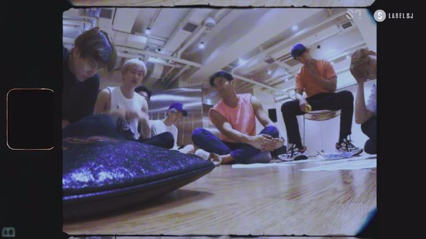 Video Musik Super Junior 'Somebody New'