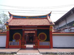 Foto: Klenteng di Cirebon yang Dulunya Masjid