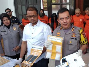 Polisi Tangkap 24 Budak Narkoba di Bandung