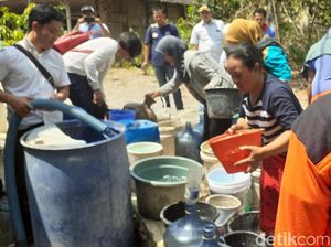 Kekeringan, Warga Sragen Jual Ternak demi Dapatkan Air Bersih