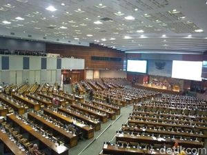 Revisi UU KPK Disetujui, PKS Tetap Tolak Dewas Atur Izin Penyadapan Revisi UU KPK Disetujui, PKS Tetap Tolak Dewas Atur Izin Penyadapan
