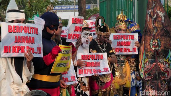 Hanoman hingga Wiro Sableng Dukung UU KPK