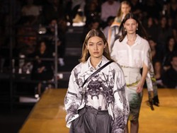 Burberry Gelar Fashion Show Bebas Karbon di London Fashion Week