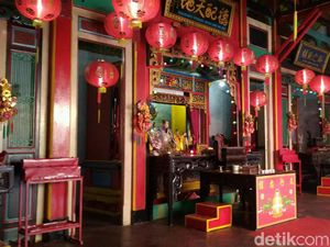 Kisah Klenteng di Cirebon yang Dulunya Masjid