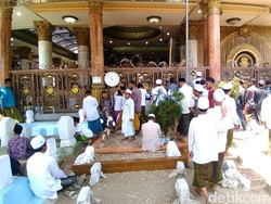 Di Mata Warga Bangkalan, Fuad Amin Sosok Bapak Pembangunan