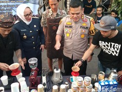 Cerita Barista Diancam Preman dan Aksi Solidaritas Seduh Kopi