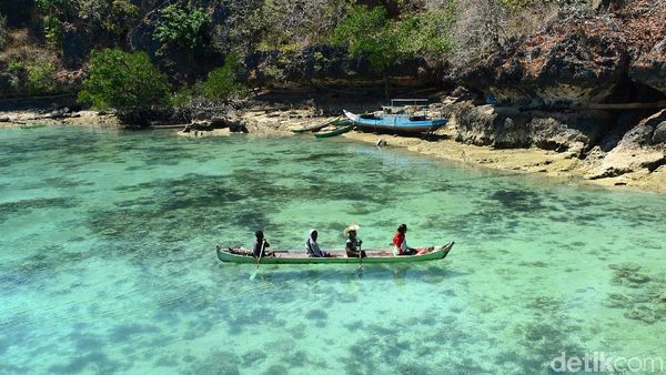 Pantai Mulut Seribu, Mutiara dari Ujung Selatan Indonesia