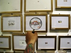 Mejeng di Jakarta, Ratusan Sketsa Ini Harus Dilihat Pakai Kaca Pembesar