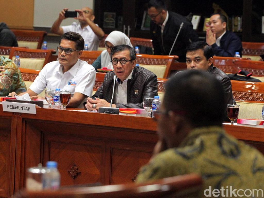Pasal Penghinaan Presiden dalam RKUHP Pasal Penghinaan Presiden dalam RKUHP