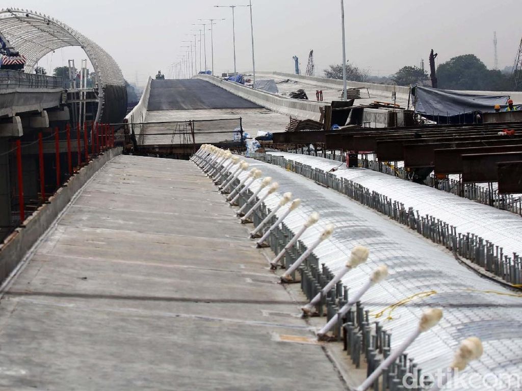 Melihat Tol Japek Elevated yang Hampir Rampung Melihat Tol Japek Elevated yang Hampir Rampung