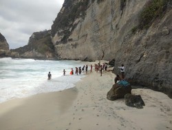 WN Malaysia Tewas Tenggelam di Pantai Diamond Nusa Penida